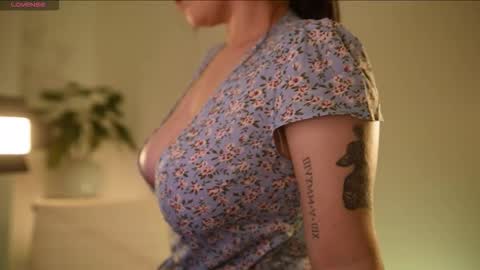 camila   online show from 27, 9, 2025