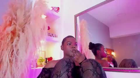 Snapshot of camiestrada chatting on 1, 2, 2025 camiestrada online show from 1, 2, 2025