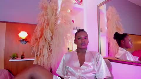 Snapshot of camiestrada chatting on 1, 2, 2025 camiestrada online show from 1, 2, 2025
