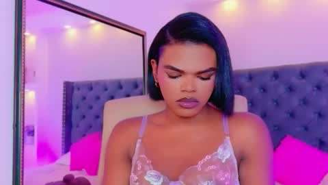 Snapshot of camiestrada chatting on 25, 9, 2025 camiestrada online show from 25, 9, 2025