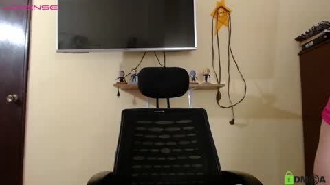 Camila  online show from 21, 2, 2025