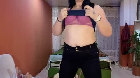 Snapshot of camil_milfdream chatting on 13, 9, 2025 Camil online show from 13, 9, 2025