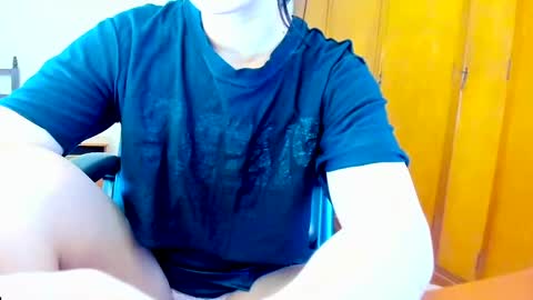 Snapshot of camila_berk chatting on 10, 2, 2025 Cami online show from 10, 2, 2025