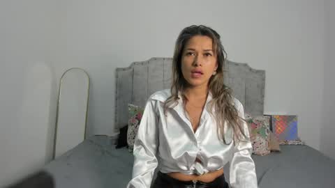  online show from 30, 4, 2026