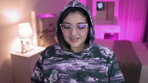 Snapshot of camila_buitrago chatting on 12, 12, 2024 Camila buitrago online show from 12, 12, 2024