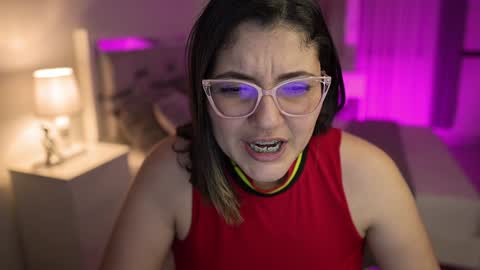 Snapshot of camila_buitrago chatting on 16, 12, 2024 Camila buitrago online show from 16, 12, 2024