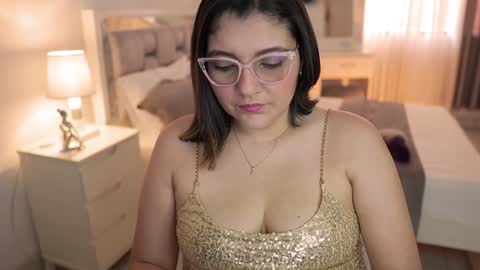 Snapshot of camila_buitrago chatting on 23, 12, 2024 Camila buitrago online show from 23, 12, 2024