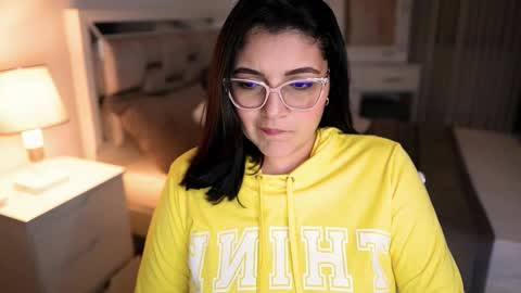 Snapshot of camila_buitrago chatting on 1, 10, 2025 Camila buitrago online show from 1, 10, 2025