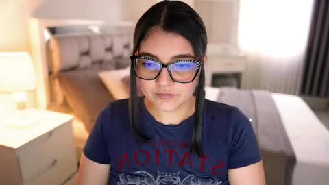 Snapshot of camila_buitrago chatting on 9, 11, 2025 Camila buitrago online show from 9, 11, 2025