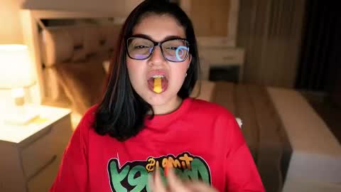 Snapshot of camila_buitrago chatting on 16, 11, 2025 Camila buitrago online show from 16, 11, 2025