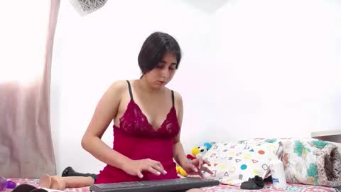 Camila online show from 14, 9, 2025