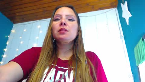 Snapshot of camila_delarosa chatting on 28, 12, 2024 camila online show from 28, 12, 2024