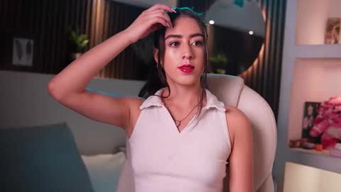 Snapshot of camila_martinez9 chatting on 17, 9, 2025 camila_martinez9 online show from 17, 9, 2025
