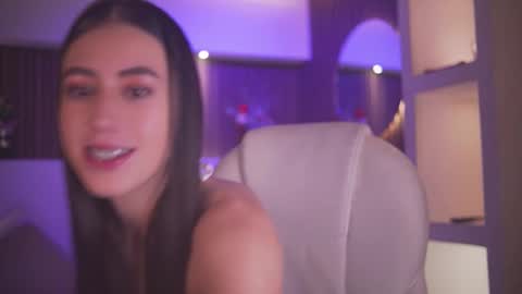 camila_martinez9 online show from 4, 12, 2025