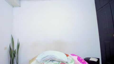 Snapshot of camilaa_foxxx chatting on 5, 5, 2026 camilaa foxxx online show from 5, 5, 2026