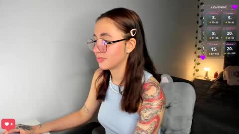 CAMILAA LEE  online show from 13, 1, 2025