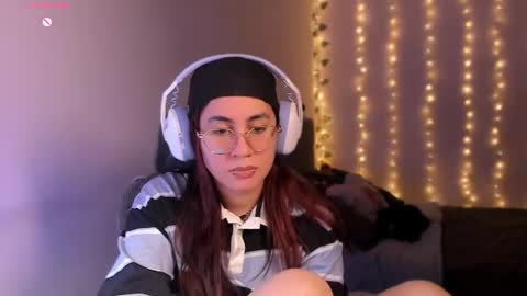 CAMILAA LEE  online show from 10, 11, 2025