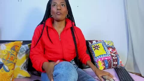 Snapshot of camilarobinson chatting on 5, 5, 2026 Camila Robinson online show from 5, 5, 2026