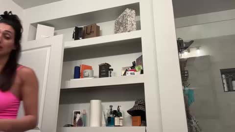 camiliakxoxo online show from 10, 2, 2025