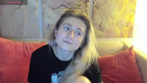 Snapshot of camilladreamer chatting on 17, 4, 2026 camilladreamer online show from 17, 4, 2026