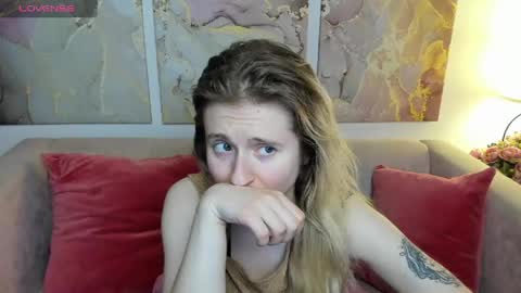 Snapshot of camilladreamer chatting on 27, 4, 2026 camilladreamer online show from 27, 4, 2026
