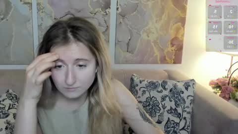 Snapshot of camilladreamer chatting on 19, 5, 2026 camilladreamer online show from 19, 5, 2026
