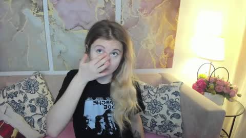 Snapshot of camilladreamer chatting on 26, 5, 2026 camilladreamer online show from 26, 5, 2026