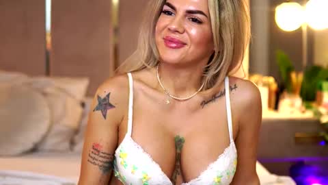 Camy online show from 4, 12, 2025