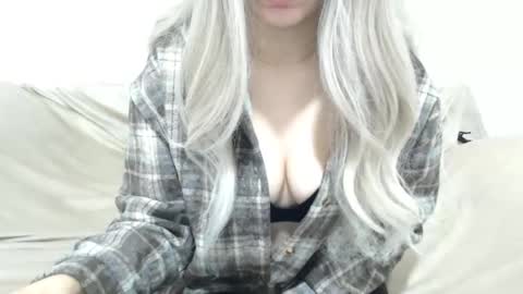 CamilleBunny online show from 5, 2, 2026