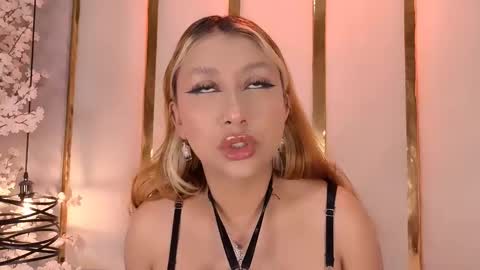  camille milano  online show from 20, 10, 2025