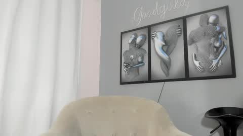 Camillo Virgil online show from 15, 10, 2025