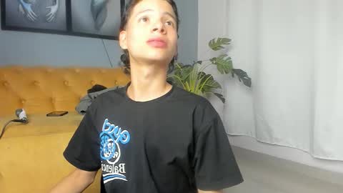 Camillo Virgil online show from 4, 11, 2025