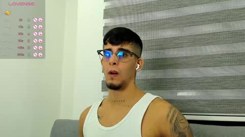 Snapshot of camilo_ospina_ chatting on 30, 1, 2025 INDEPENDENT MODEL online show from 30, 1, 2025