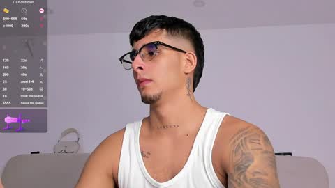 Snapshot of camilo_ospina_ chatting on 24, 5, 2026 INDEPENDENT MODEL online show from 24, 5, 2026
