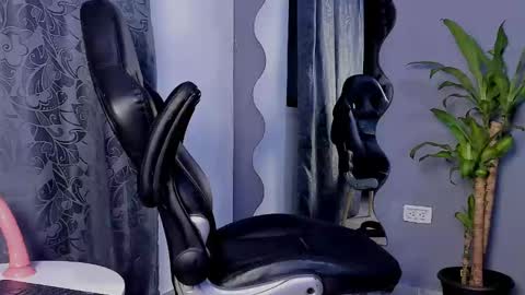 Snapshot of camilohotxx__ chatting on 17, 2, 2025 Camilo online show from 17, 2, 2025
