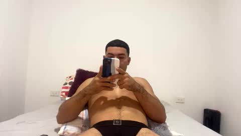 camilor_30 online show from 20, 10, 2025