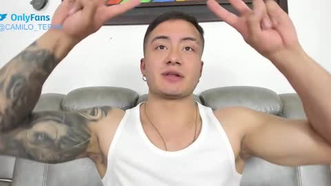 Snapshot of camiloteran chatting on 22, 12, 2024 Camilo Teran online show from 22, 12, 2024