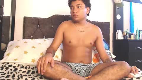 Snapshot of camilowhites chatting on 7, 6, 2026 CamilowhiteS online show from 7, 6, 2026