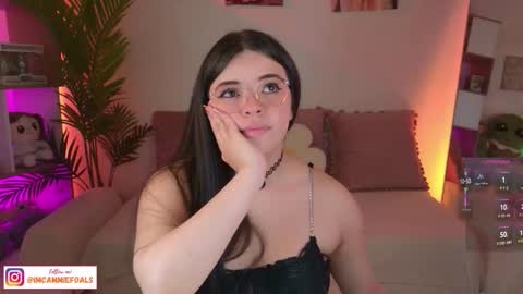   Lets reach 200 thumbs up  online show from 18, 10, 2025