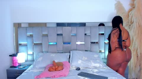 Camila online show from 9, 4, 2026