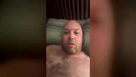 Snapshot of cancub1986 chatting on 4, 8, 2026 Cancub1986 new bear cub gay hairy chubby online show from 4, 8, 2026