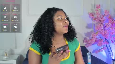 Snapshot of candaceowens chatting on 12, 10, 2025 candaceowens online show from 12, 10, 2025