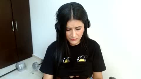 Carolina online show from 1, 12, 2025