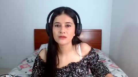 Snapshot of canddysexxx_ chatting on 18, 3, 2026 Carolina online show from 18, 3, 2026