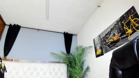 Candy  online show from 6, 11, 2025