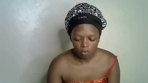 candiemaya online show from 11, 4, 2026