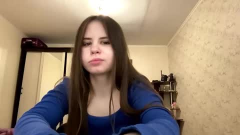 Isabella online show from 25, 11, 2025