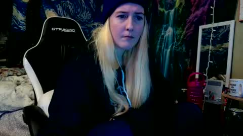 Candi online show from 21, 5, 2026