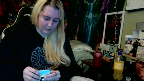 Candi online show from 29, 6, 2026