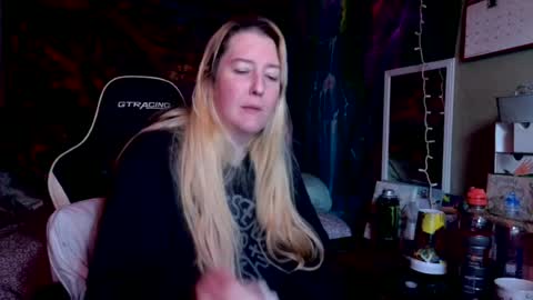 Candi online show from 28, 7, 2026